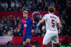 أخبار الصباح: تشيلسي يعقد صفقة جديدة، برشلونة يصر على الاحتفاظ بأراوخو، وكين يتعرض لهزيمة مفاجئة