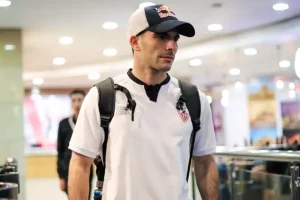 زيزو يكشف تفاصيل تجديد عقده مع الزمالك: 50 مليون أقل من المتوقّع وشرط واحد منع الاتفاق