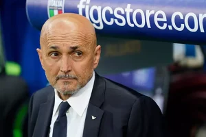 سباليتي: من العدل أن أترك تدريب منتخب إيطاليا